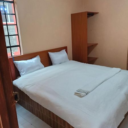 The Peak Meadows Hotel Nyeri Buitenkant foto